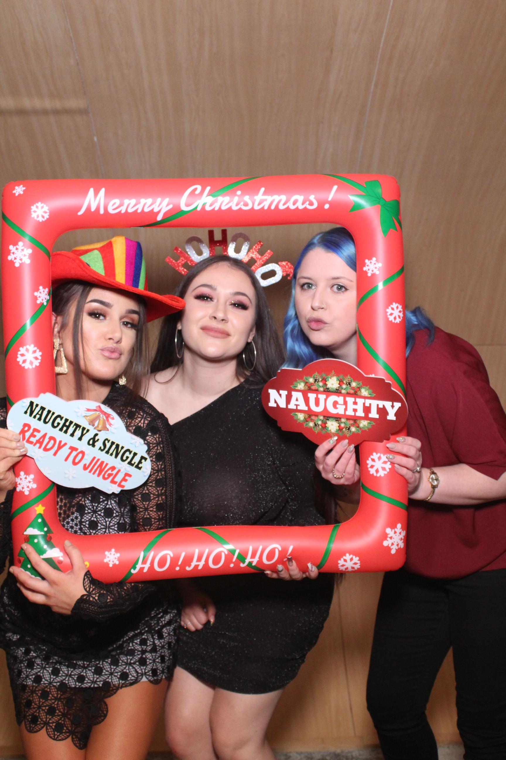 People Christmas Party 2019 | View more photos from the event at gallery.magicimages.uk/u/MagicImages/People-Christmas-Party-2019